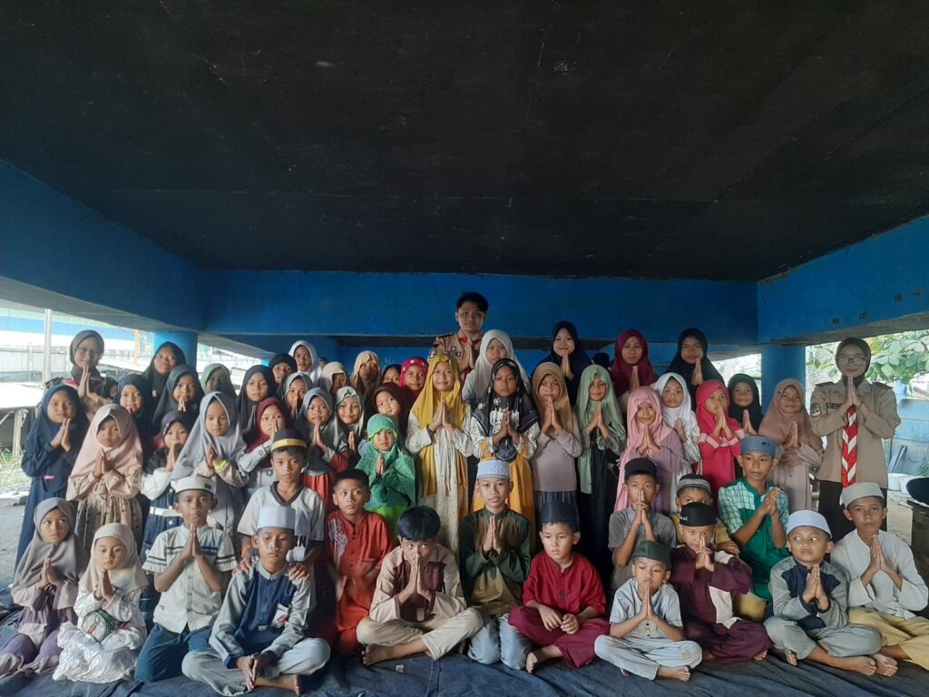 Dari Ramadan ke Halalbihalal, Kebersamaan Pramuka Cilincing dan Rumah Belajar Merah Putih Bikin Haru