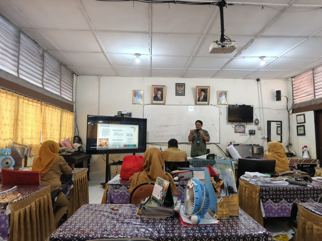 SERA Gandeng Pramuka SDN Sungai Bambu 03 Tanamkan Cinta Budaya Lewat Edukasi Membatik
