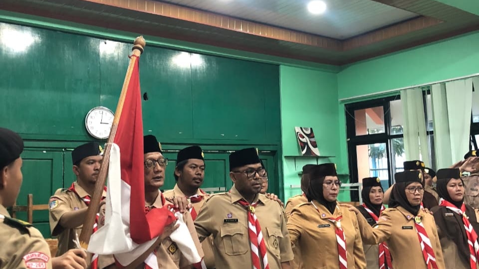 Regenerasi Kepemimpinan, Pengurus Gugus Depan dan Dewan Ambalan SMKN 59 Jakarta Resmi Dilantik