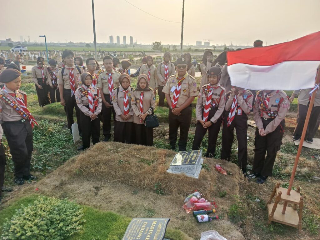 Kwarran Cilincing Gelar Tabur Bunga, Kenang Jasa Para Tokoh Pramuka