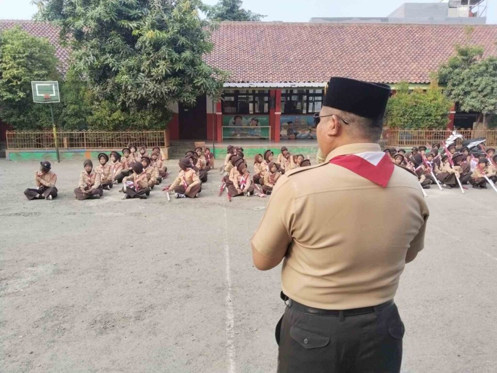 Bukan Sekadar Berkemah, Perjusa SDN Semanan 05 Bentuk Karakter Pramuka Penggalang dan Perkuat Persaudaraan